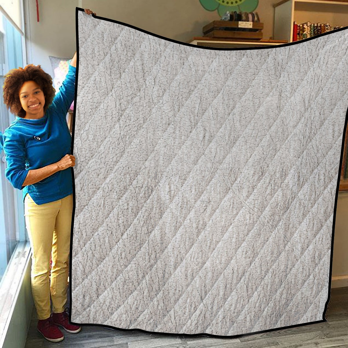 Lightweight & Breathable Quilt With Edge-wrapping Strips