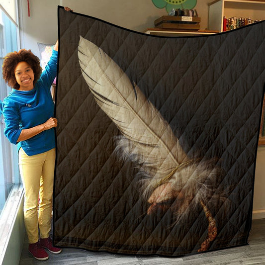 Lightweight & Breathable Quilt With Edge-wrapping Strips